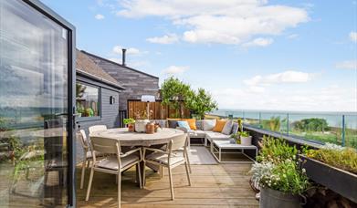 Balcony overlooking sea