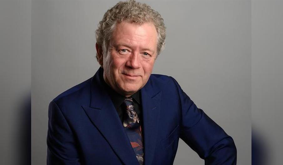 Jon Culshaw: Me, Myself & Others