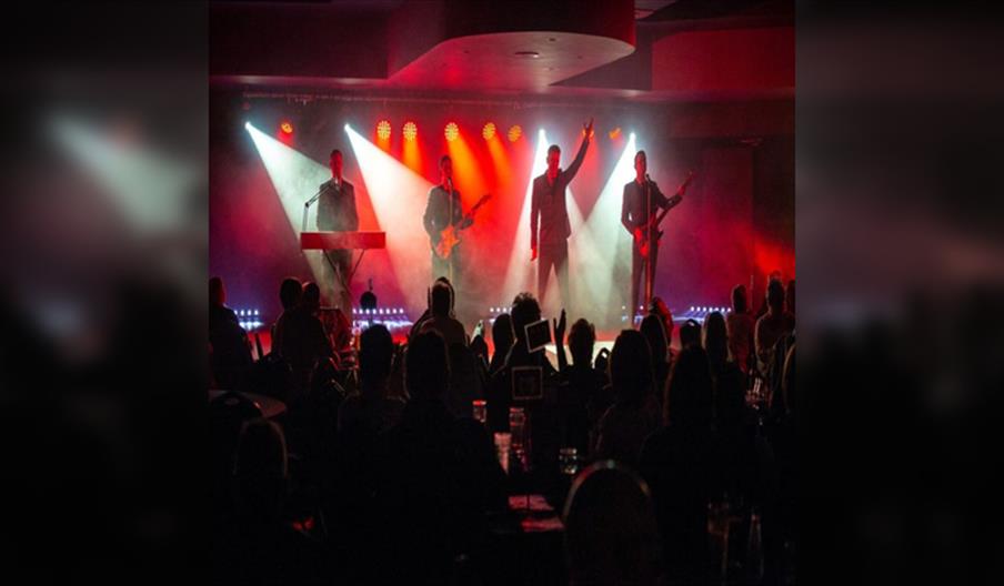 The Jersey Beats - Oh What A Nite!