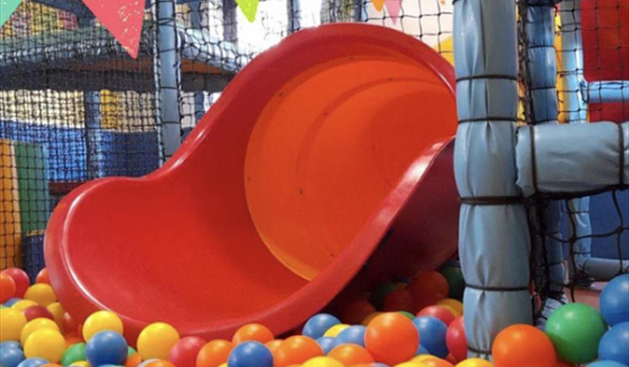 image of a soft play tunnel