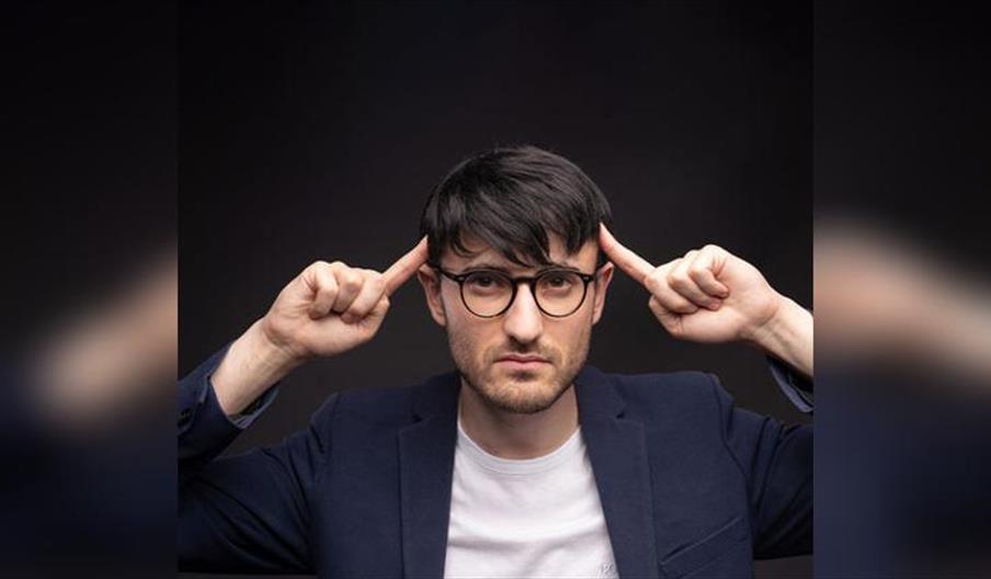 Daniel Sinclair - The Hypnotist & Mind Reader LIVE