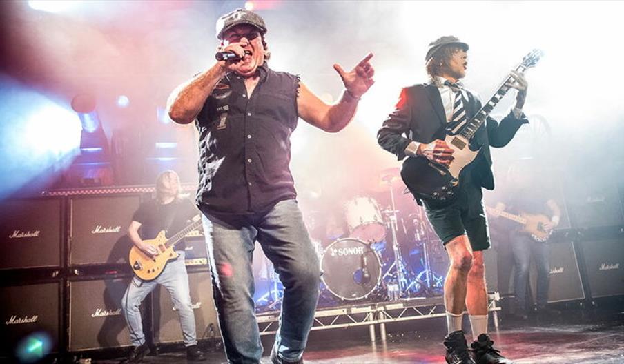 Live/Wire: The AC/DC Show