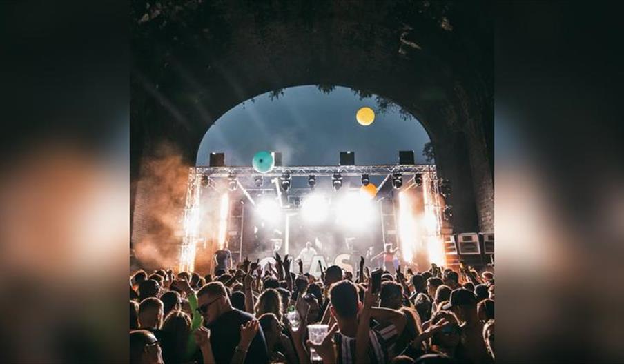 R&B Mania Festival