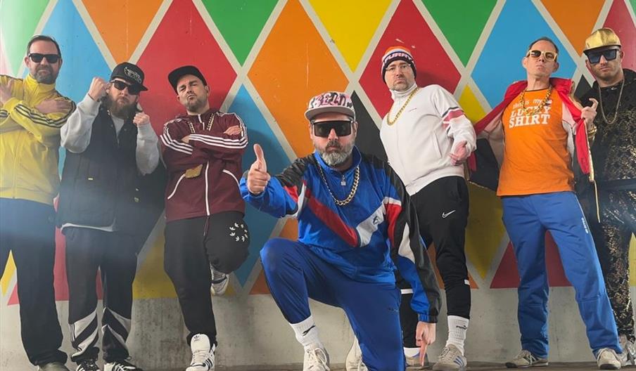 Goldie Lookin' Chain