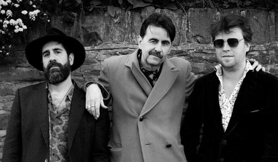 Gabriel Moreno and the Quivering Poets