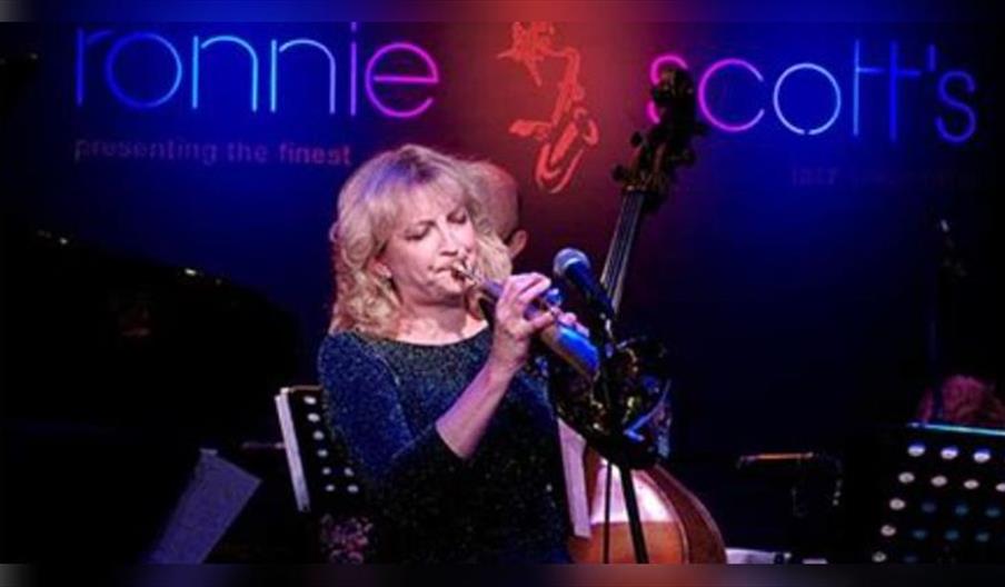 Sue Richardson with the Neal Richardson Trio