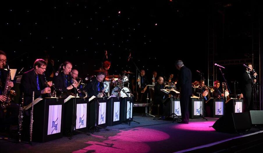 The Nick Ross Orchestra: The Glenn Miller and Rat Pack Era
