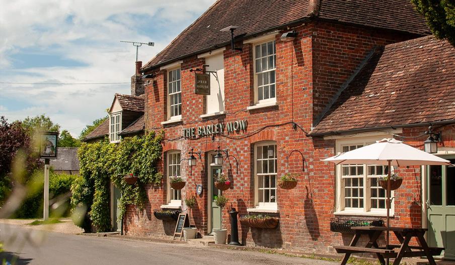 Country Pub