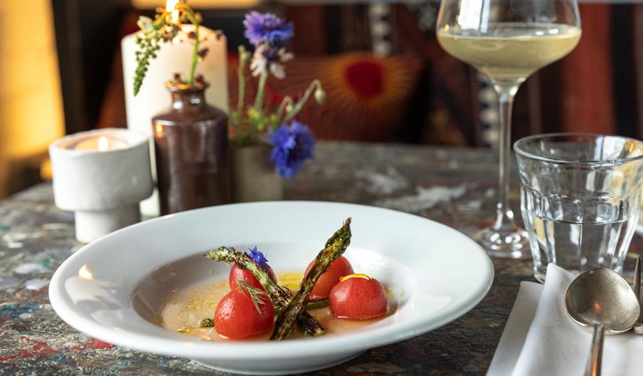 starter dish with wine glasses