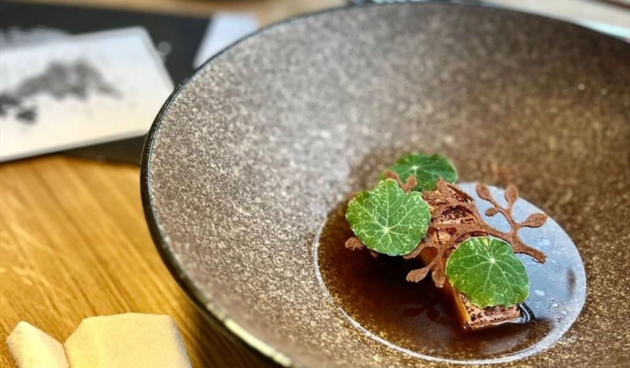 tern tasting plate