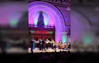 Viennese Christmas Spectacular by Candlelight