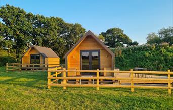Light Farm Cabins