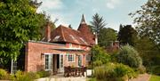 Mousehall Oast Luxury Accommodation with Hot Tub